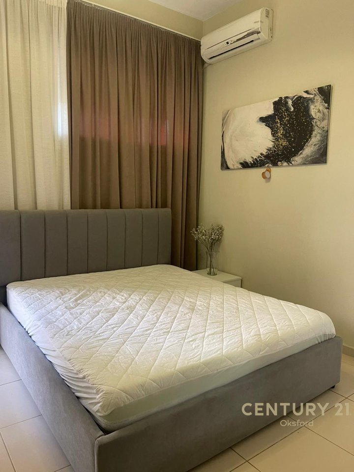 APARTAMENT PËR QIRA 2+1+2 NË KOPSHTIN BOTANIK!