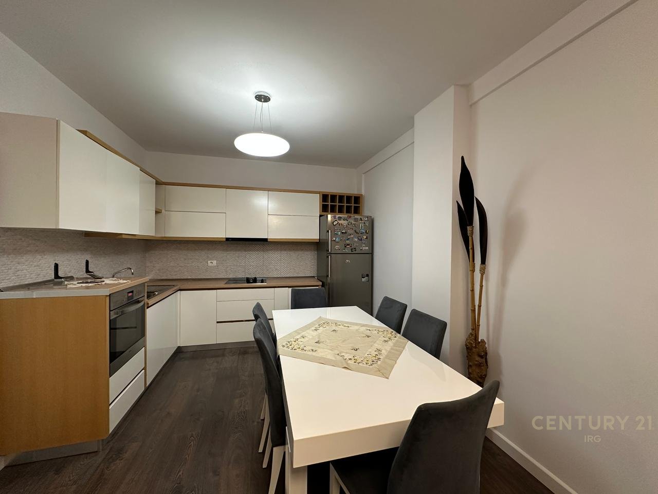 Shitet Apartament 2+1 në Astir – pranë Well!