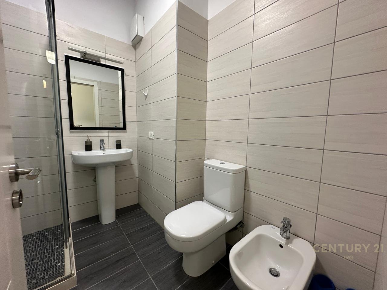 Shitet Apartament 2+1 në Astir – pranë Well!