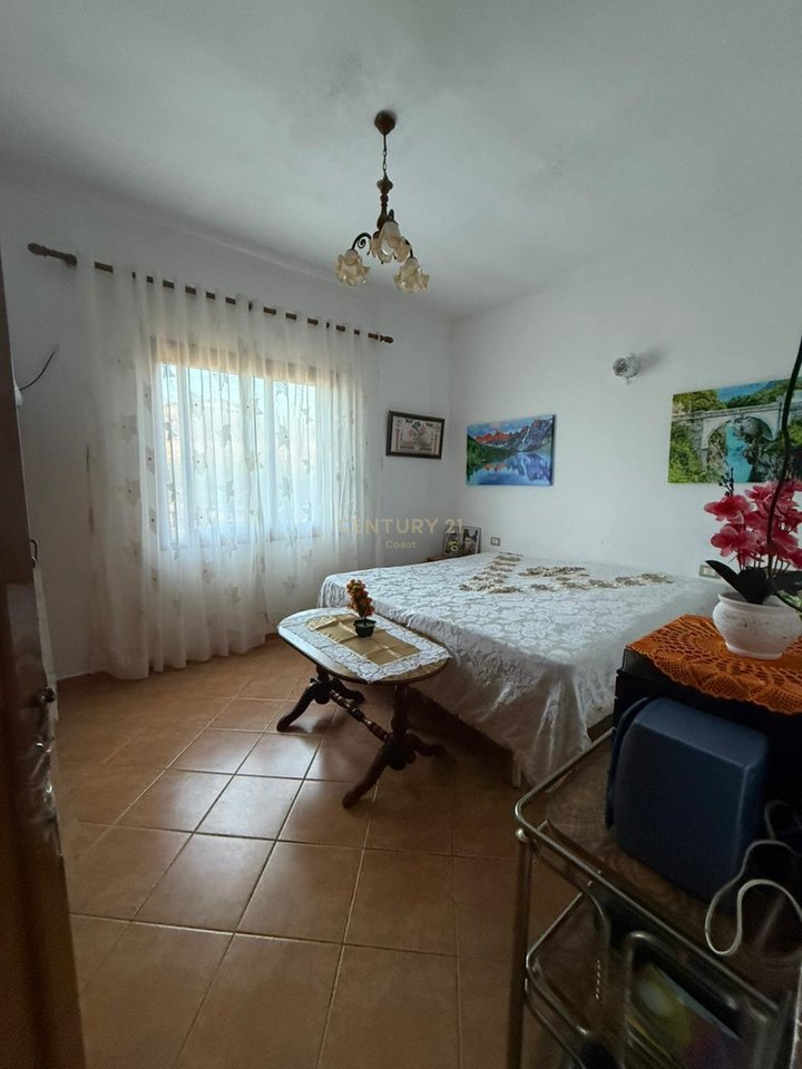 SHITET SHTEPI PRIVATE NE KANINE,VLORE,PAMJE E PLOTENNGA DETI DHE QYTETI!!!