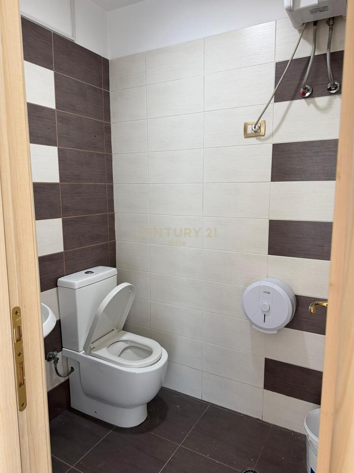 Office for Rent opposite the Police Directorate, Tirana - 1050€ | 50 m²