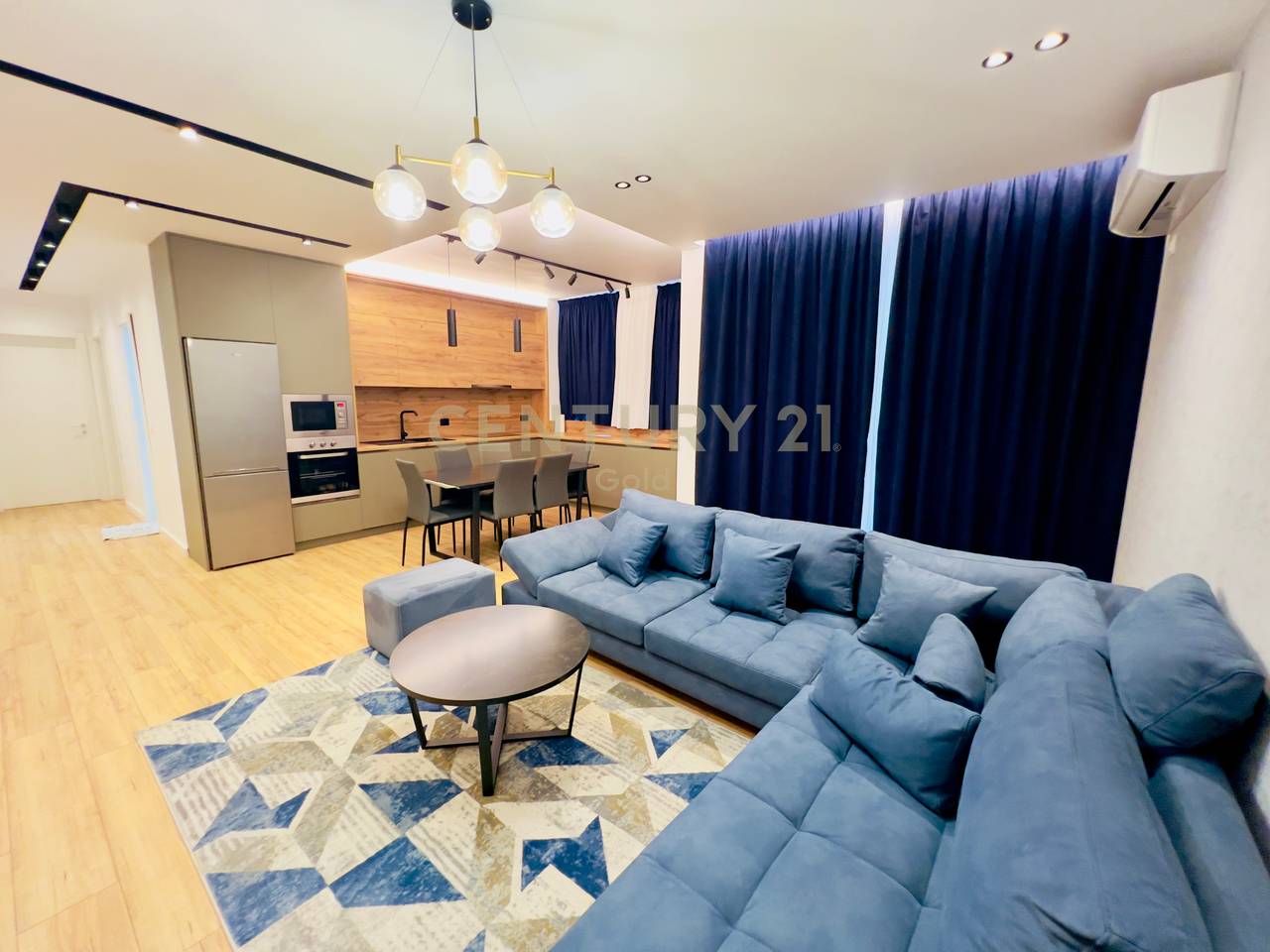 APARTAMENT  MODERN 2+1+2  TEK BULEVARDI I RI!