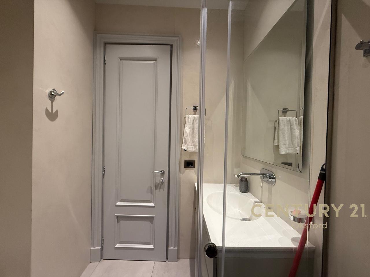 Jepet me qira apartament 1+1+post parkimi , tek Kompleksi "Deliorgji"!