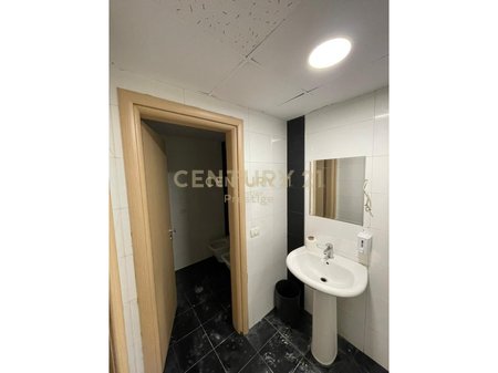 ROOM FOR RENT, NEAR UNIVERSITY BOOKSTORE, TIRANA!