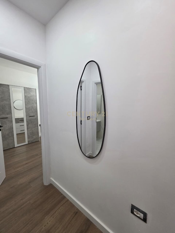 APARTAMENT 1+1+VERANDE, KOMUNA E PARISIT, PRANE LULISHTES 1 MAJI!