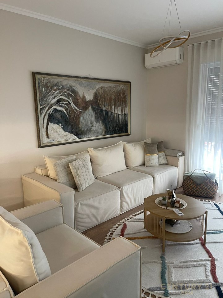 Apartment 2+1+2 with Parking for Sale at an Extra Price – Bulevardi i Ri, Tirana