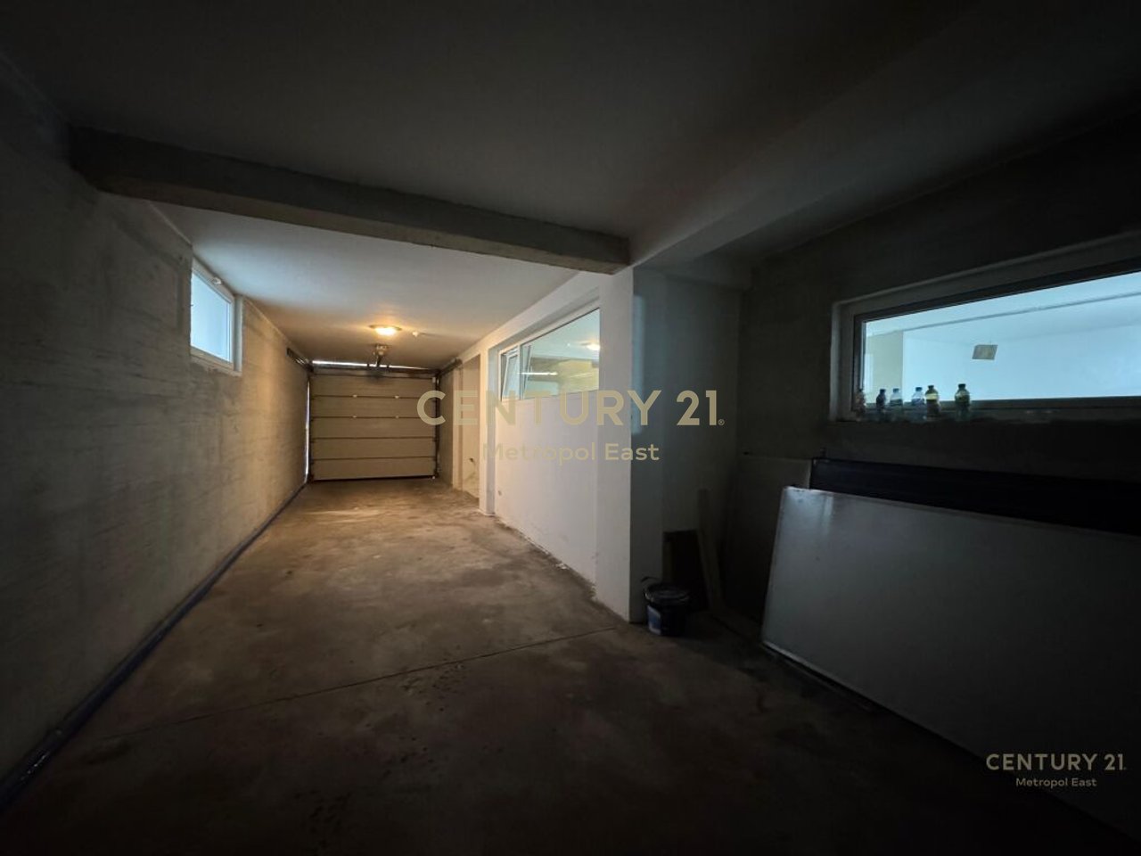 Shitet Vilë  në "Sunrise Residence", pranë TEG