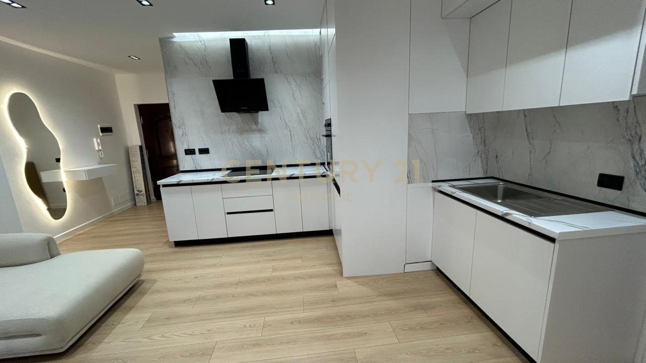 Apartament 1+1 Për Shitje në Stacionin e Trenit, Durrës