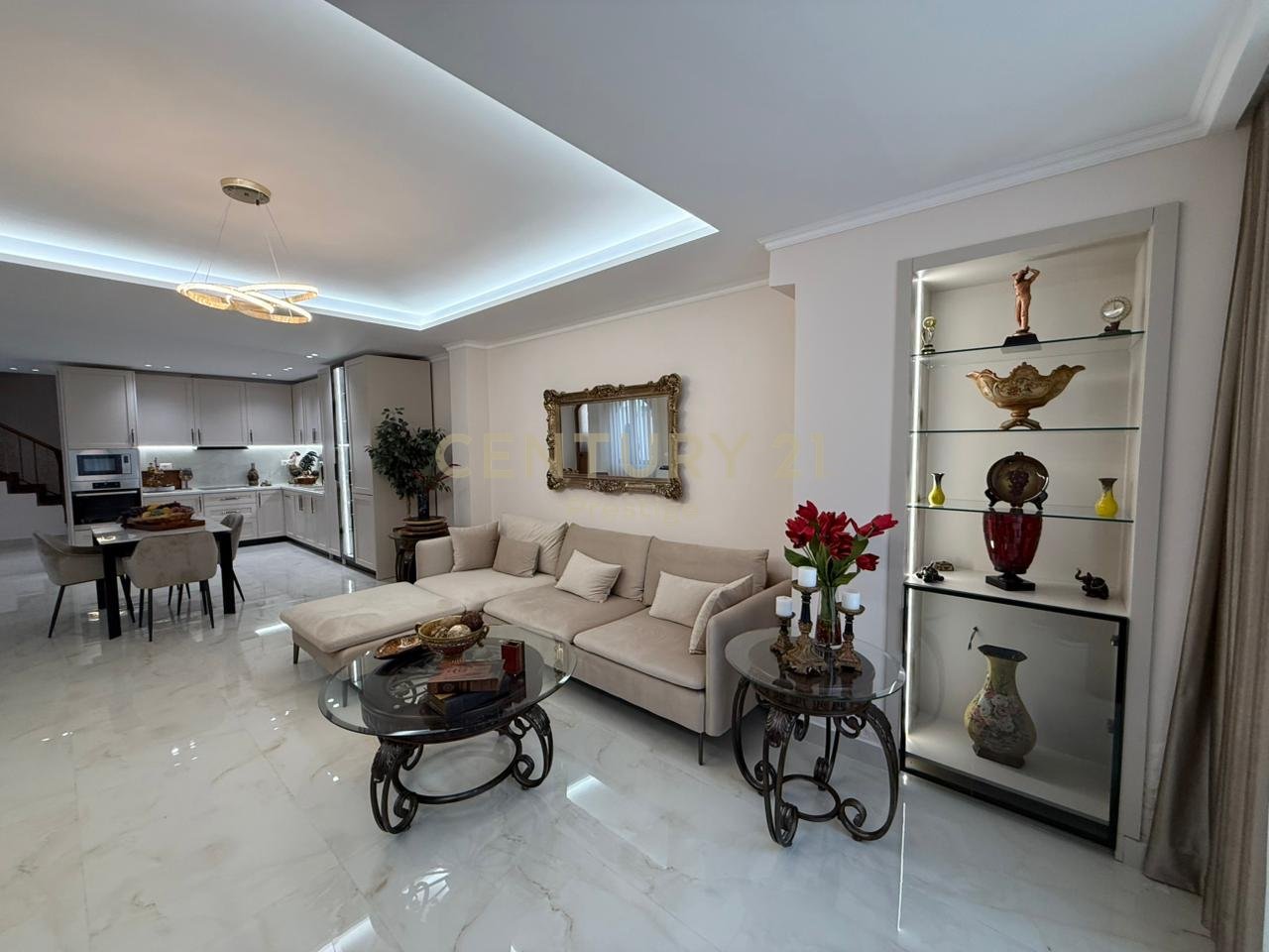 VILE ME QIRA, VENDOSUR NE ZONEN E XHAMLLIKUT, TIRANE!