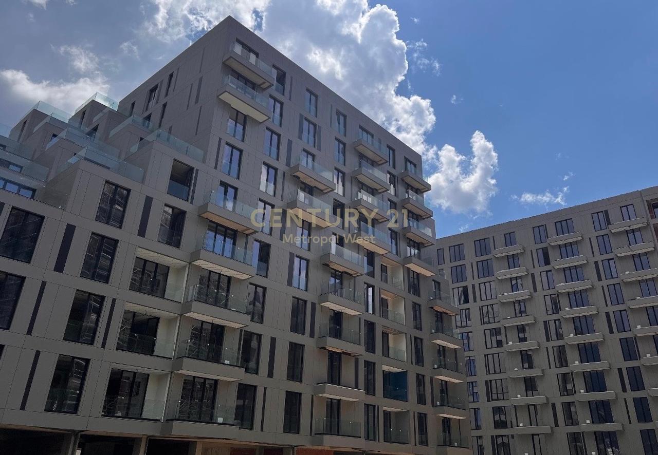 Premises for rent for Clinic, Golden Gate