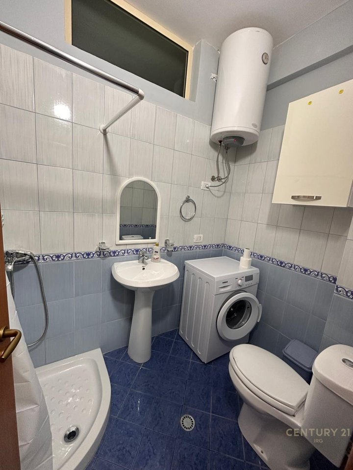 APARTAMENT PER SHITJE NE ORIKUM!