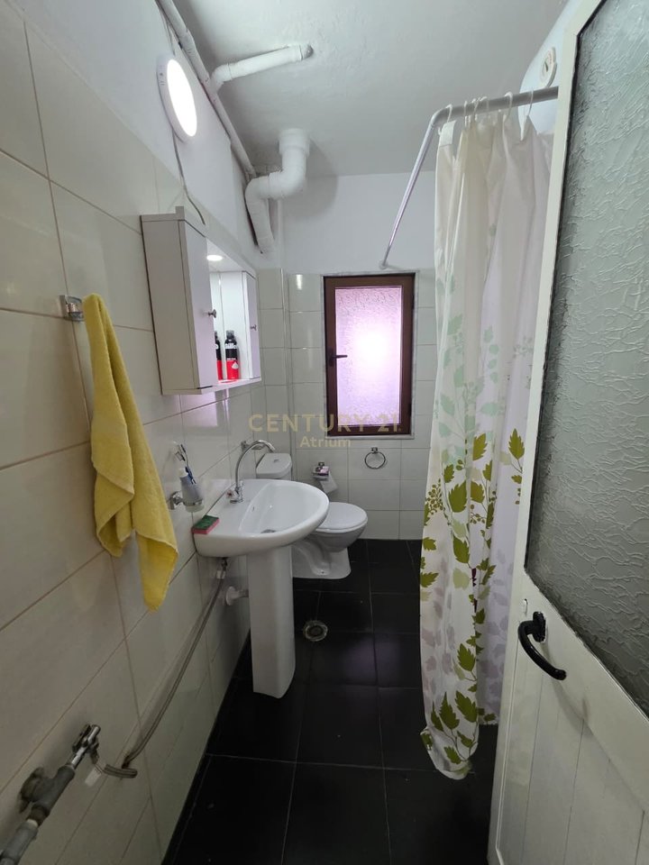 SHITET APARTAMENT 1+1 NE ZONEN E PORCELANIT (MBRAPA U.E.T)