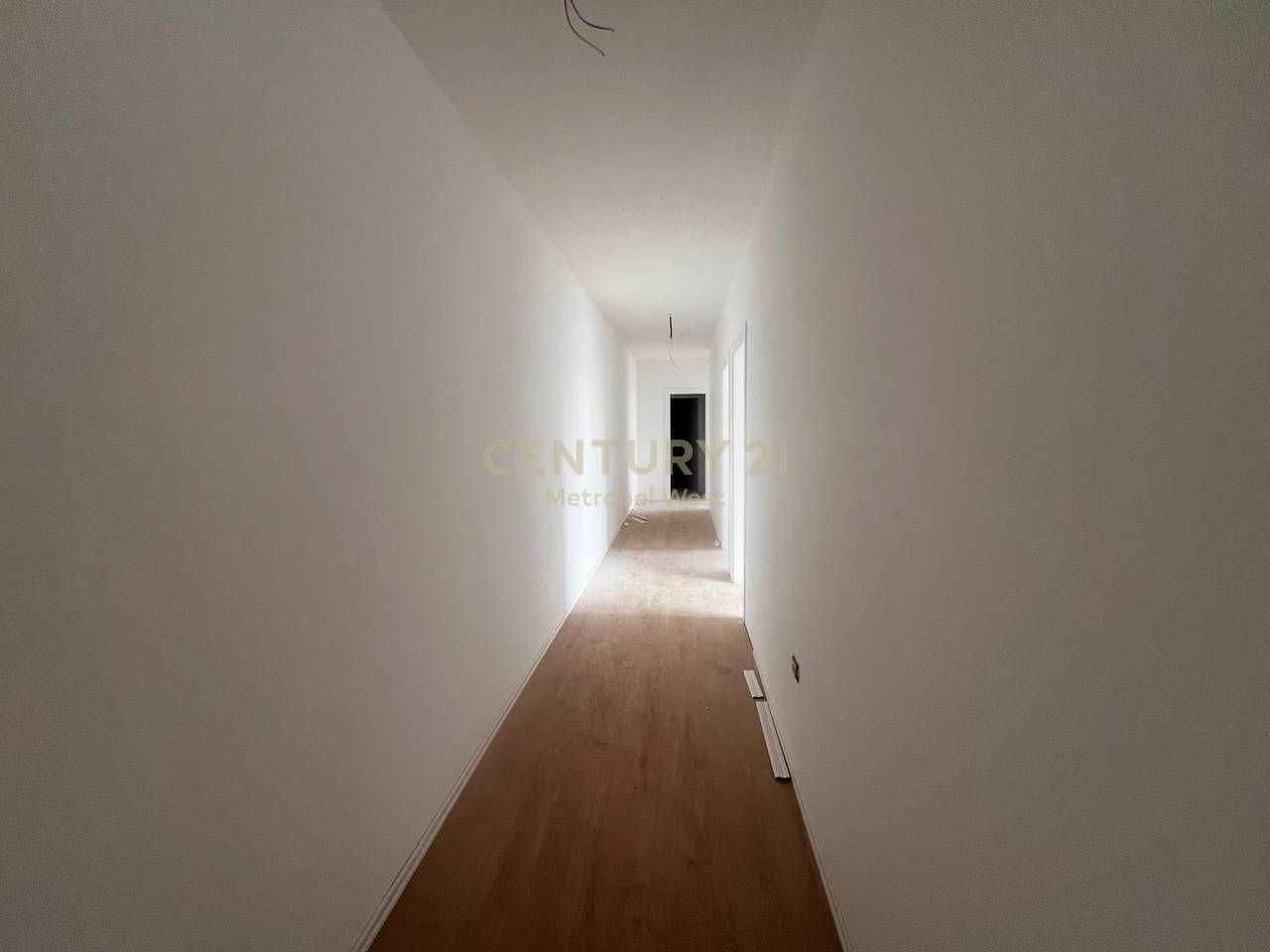 Premises for rent for Clinic, Golden Gate