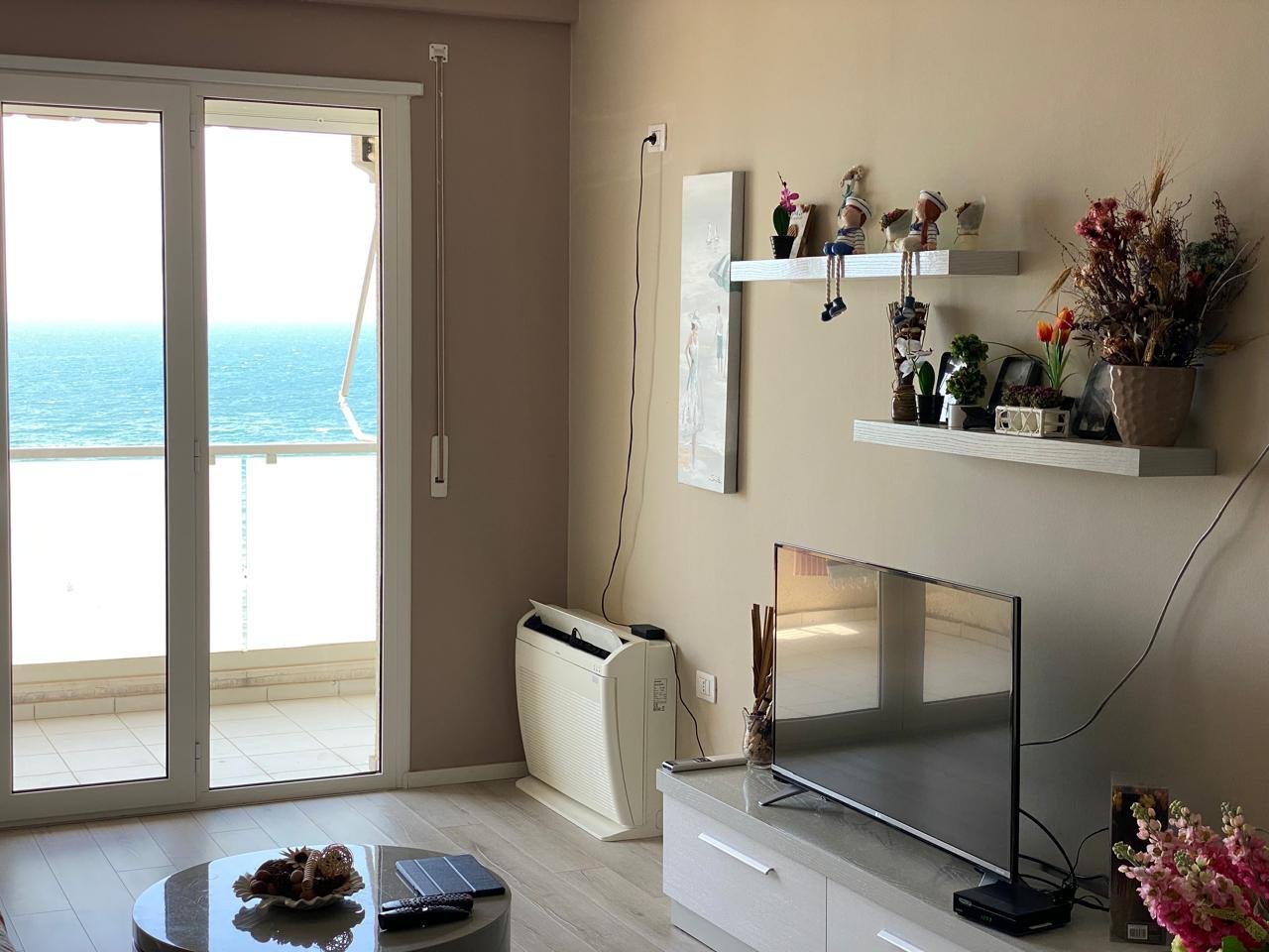 APARTMENT 1+1 FOR SALE WITH SEA VIEW, ON THE LUNGOMARE!