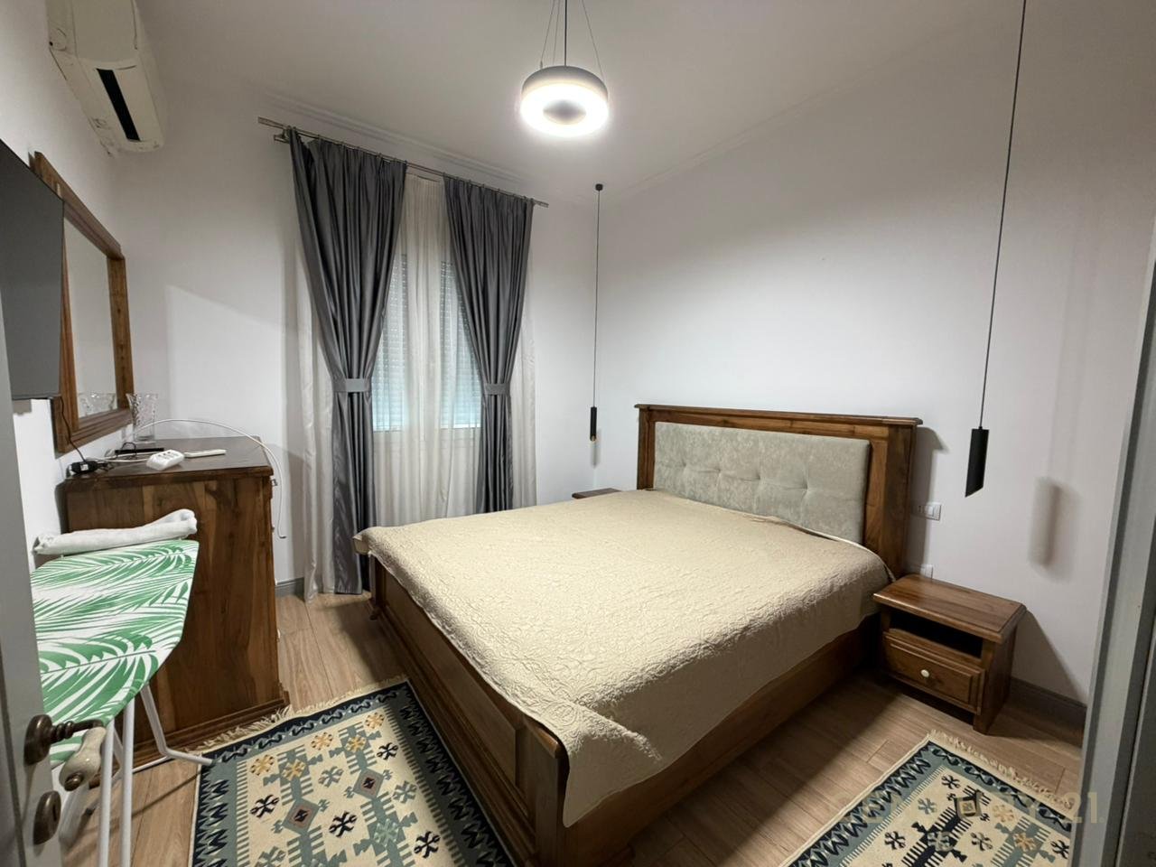 Apartament 2+1 me qira tek Rruga e Durresit!