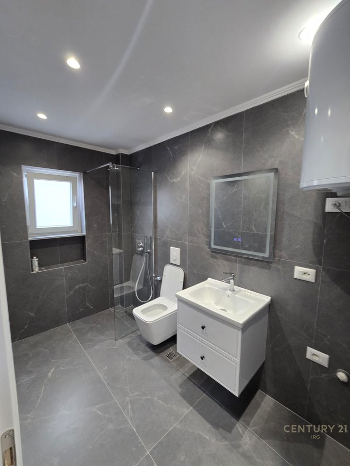 Appartamento 1+1 al Mercato Elettrico, Tirana