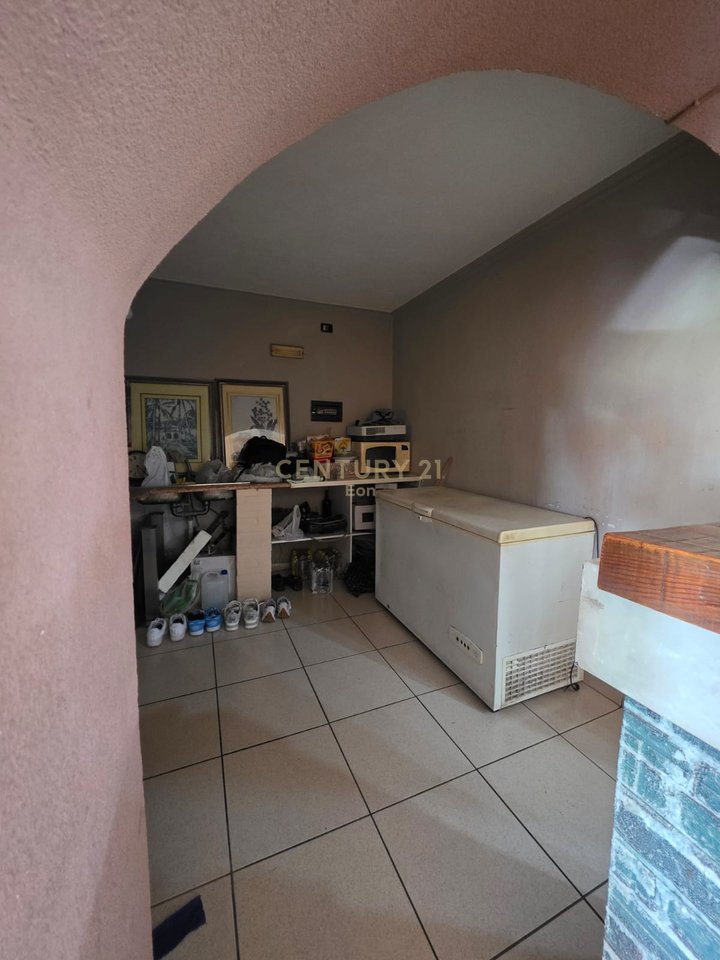 SHESIM AMBIENT BIZNESI BAR/LOKAL DURRES !