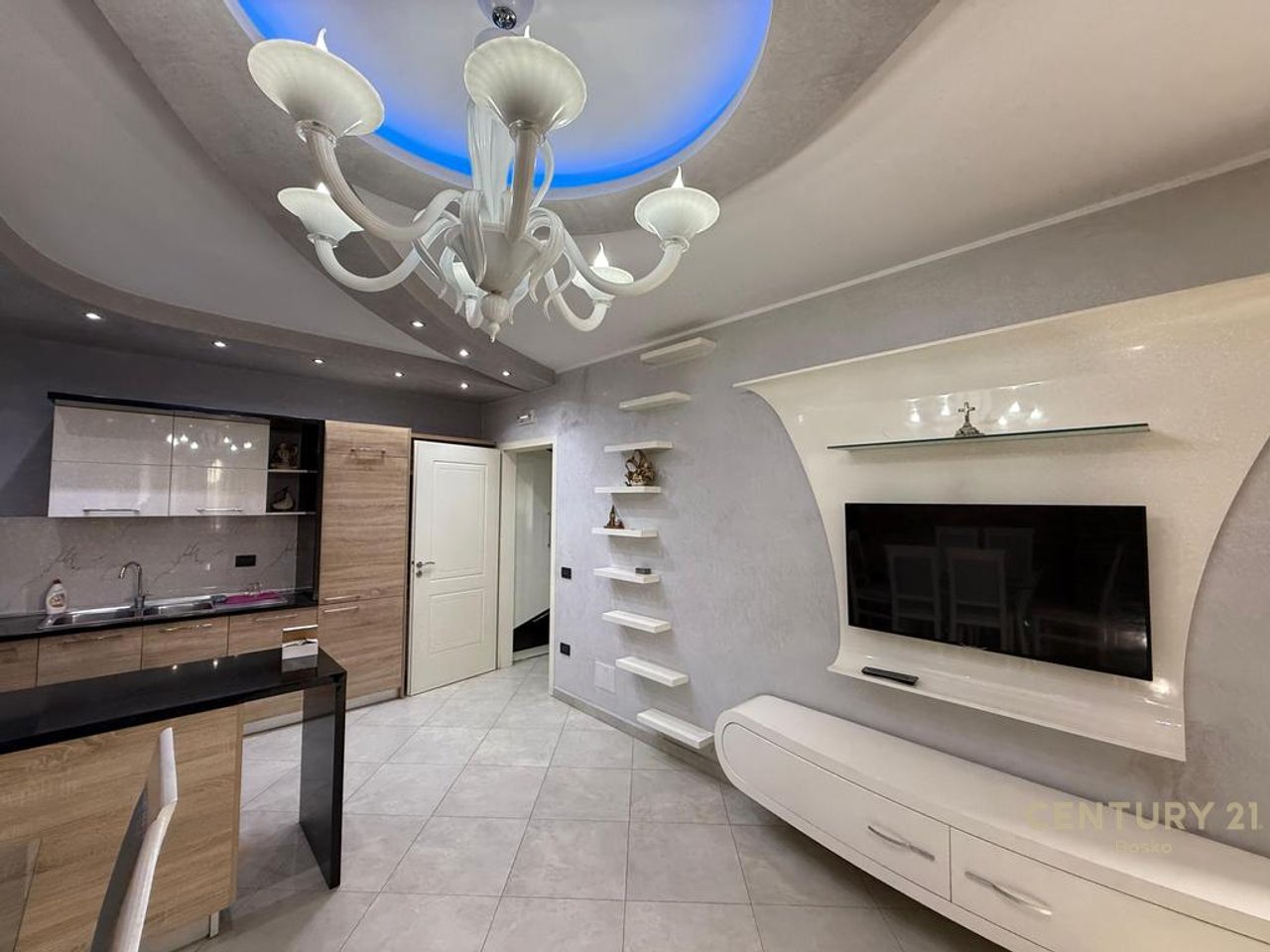 Appartamento 2+1 in AFFITTO, ASTIR 600 EURO