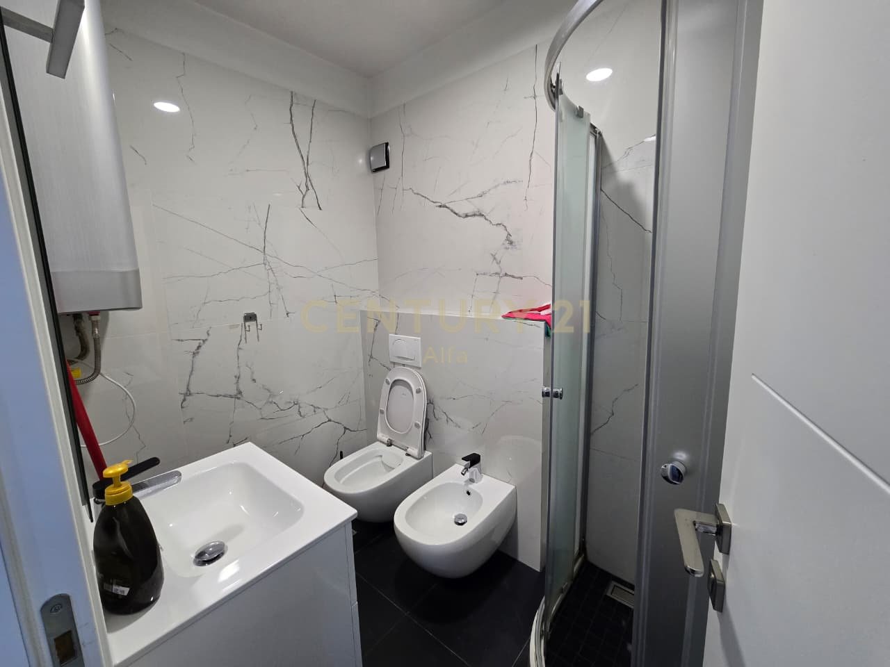 Apartment 2+1+2 for Rent in Misto Mame