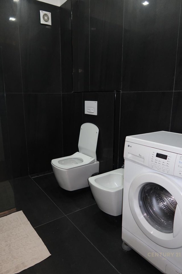 Appartamento 2+1 in affitto, ex Esposizione!