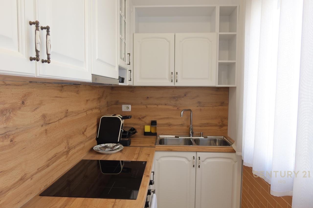 Appartamento 2+1 in affitto, ex Esposizione!