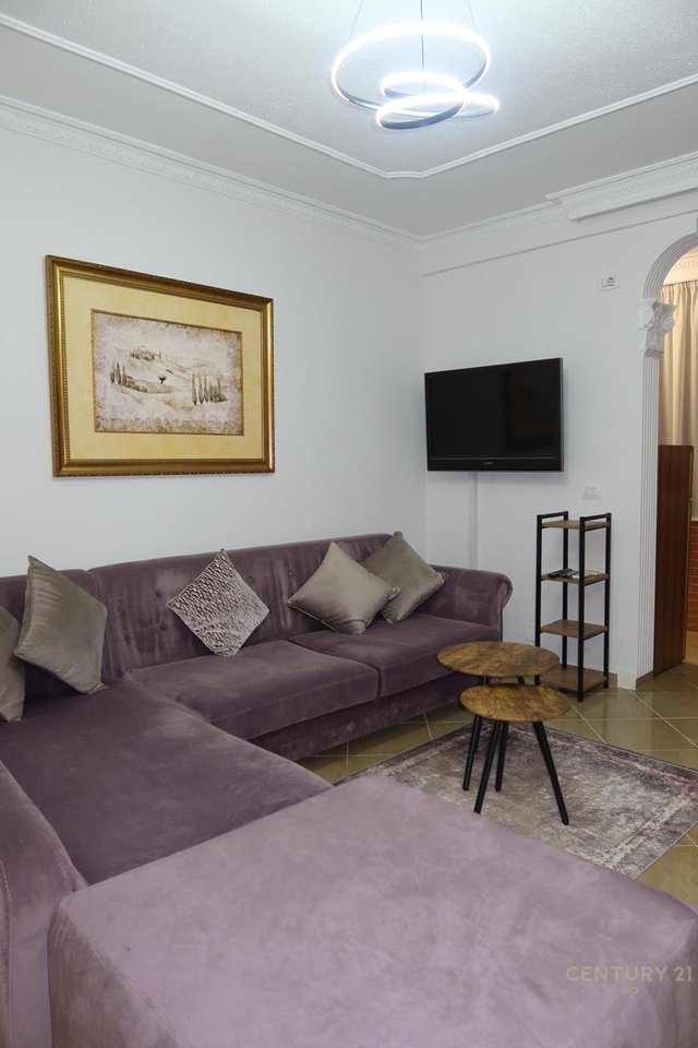 Appartamento 2+1 in affitto, ex Esposizione!