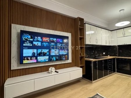 Apartament 1+1 me Qira ne Astir