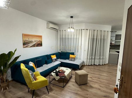 Kodra E Diellit - Rent 2+1 Modern Near the Municipality Overpass