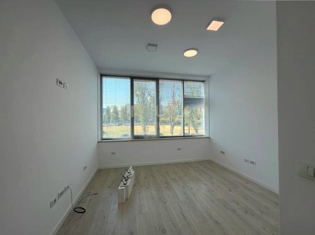 Office for rent near Dinamo Stadium!