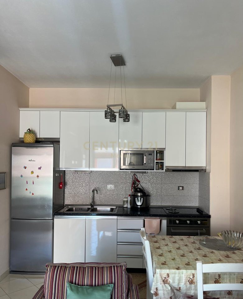 APARTMENT 2+1 FOR RENT, ON THE LUNGOMARE!