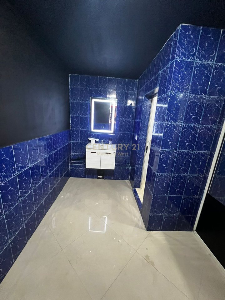 Bar-Cafe for sale in Shengjin