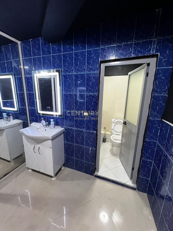 Bar-Cafe for sale in Shengjin
