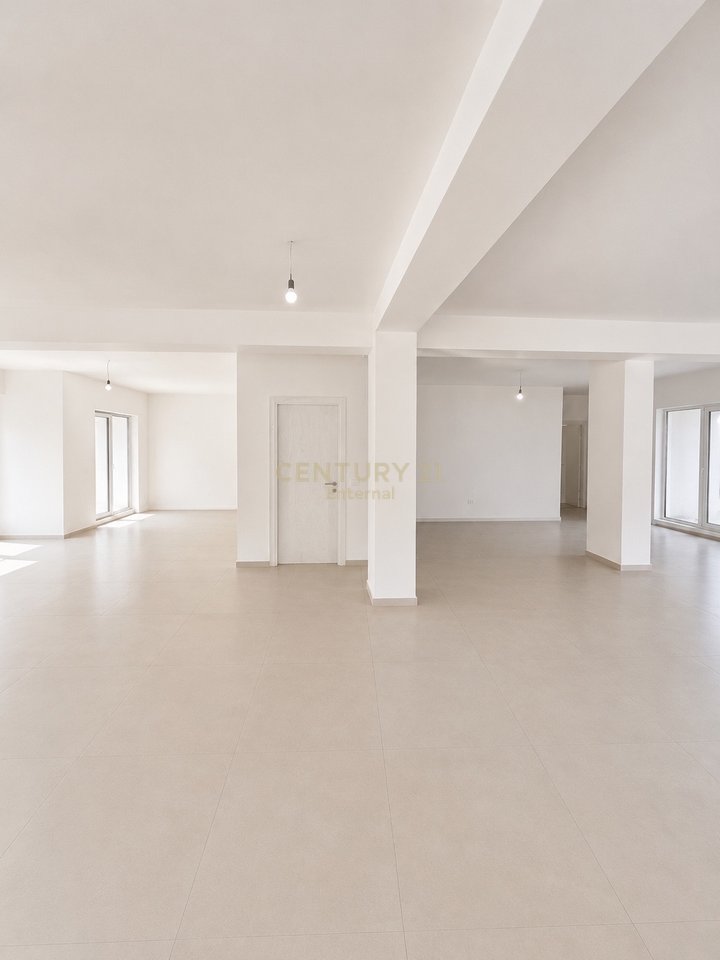 Ali Demi - 190m2 Space for Rent Ground Floor Corner At “Rezidenca Kaimi”