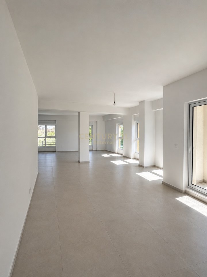Ali Demi - 190m2 Space for Rent Ground Floor Corner At “Rezidenca Kaimi”