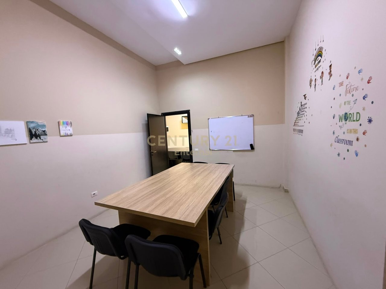 Business Premises for Sale in Fresk