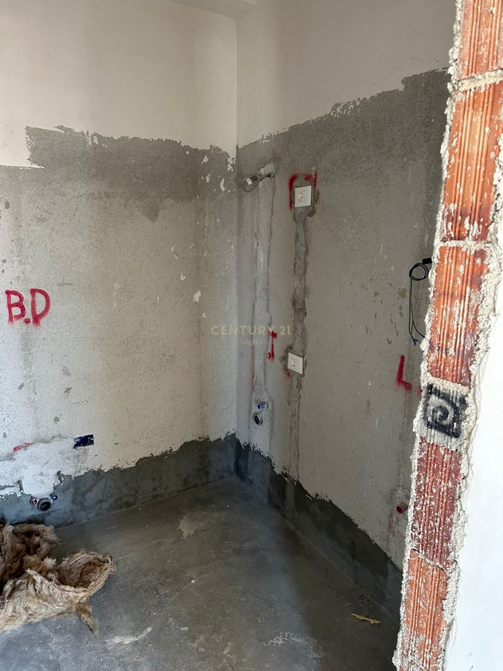 Apartament 1+1 per shitje ne Ali Dem