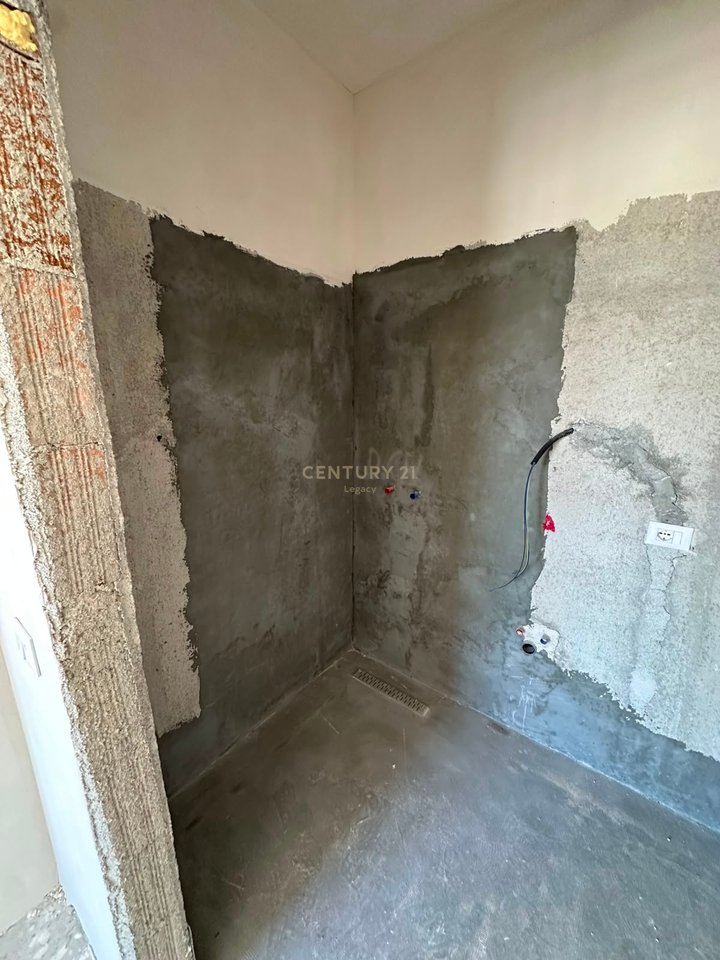 Apartament 1+1+Depo per shitje ne Ali Dem