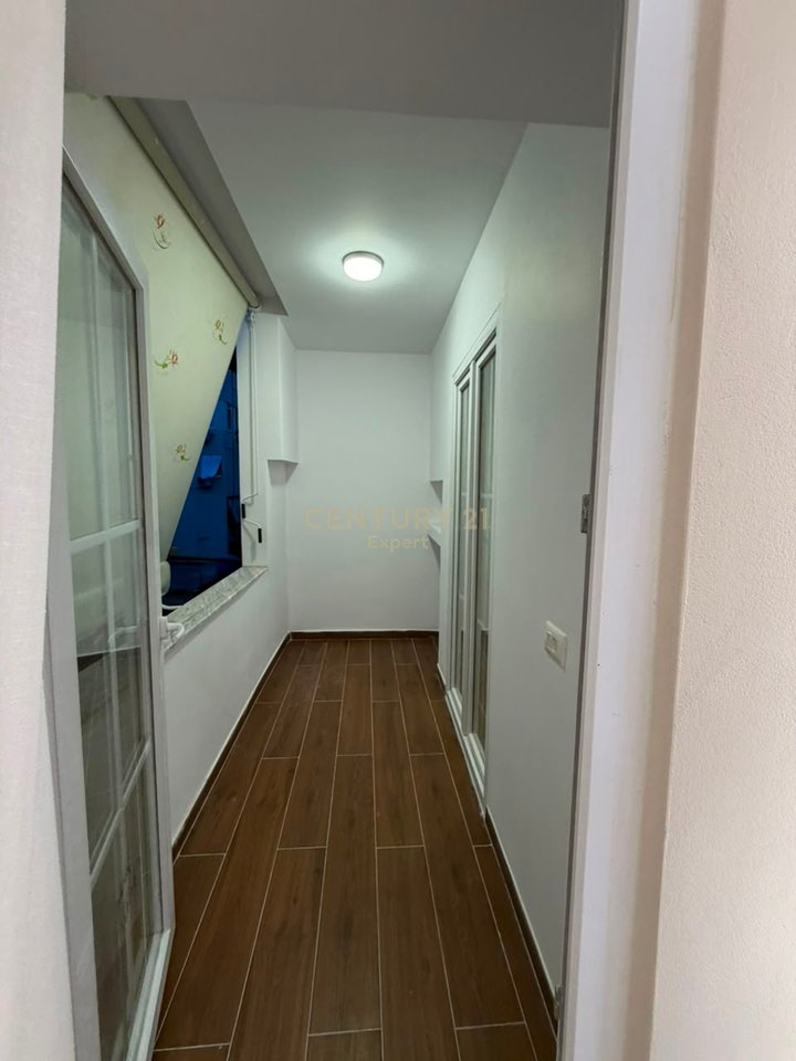 Vendiamo appartamento 1+1 vicino al Mercato Nuovo!
