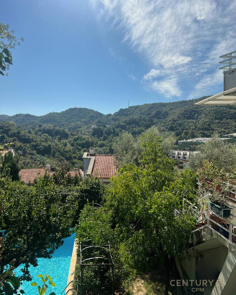 VILLA CON PISCINA IN VENDITA, Residenza KODRA E DIELLIT!