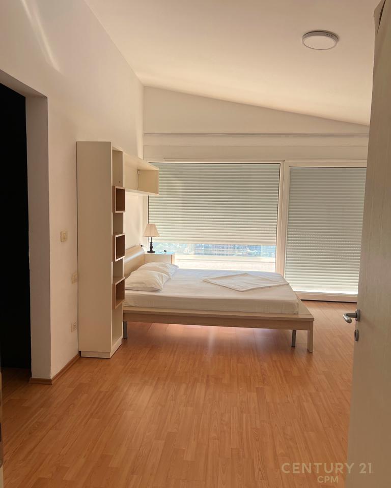 VILLA CON PISCINA IN VENDITA, Residenza KODRA E DIELLIT!