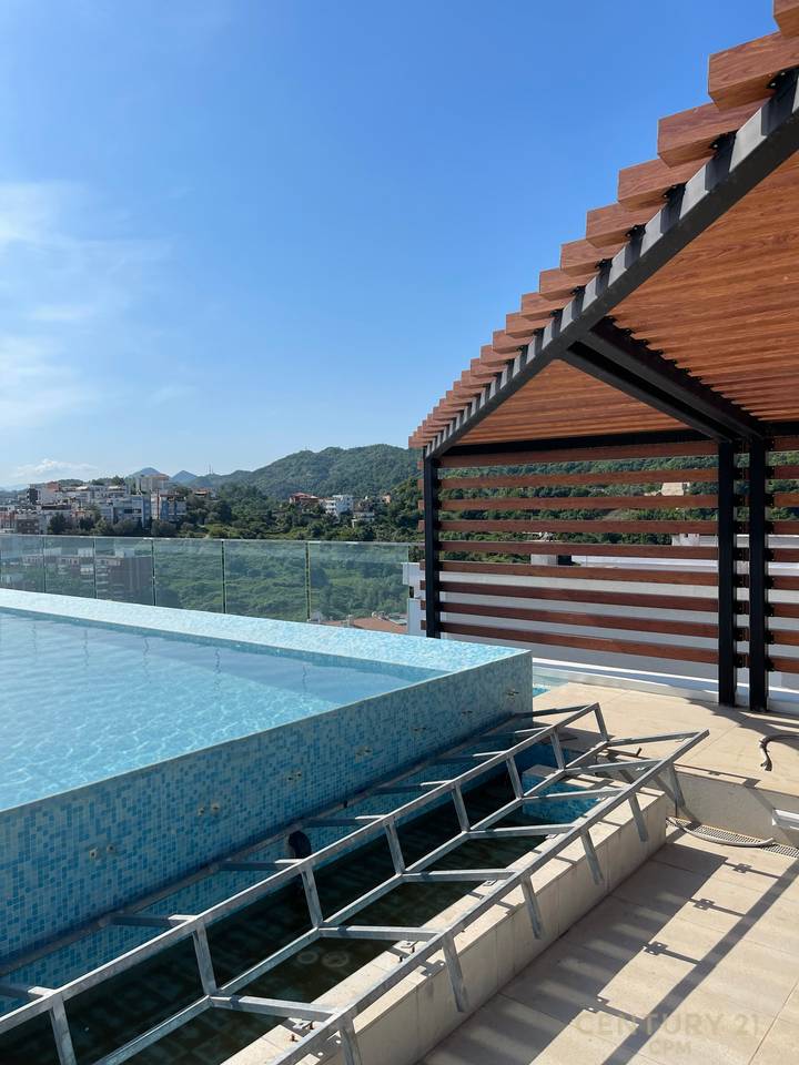 VILLA WITH POOL FOR SALE, KODRA E DIELLIT!