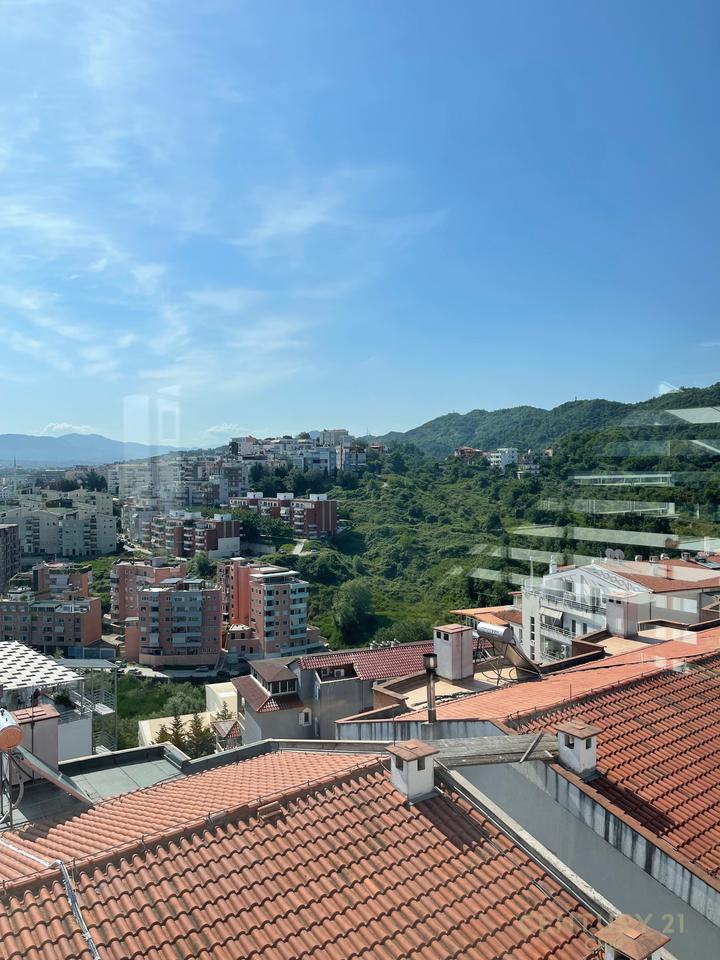 VILLA WITH POOL FOR SALE, KODRA E DIELLIT!