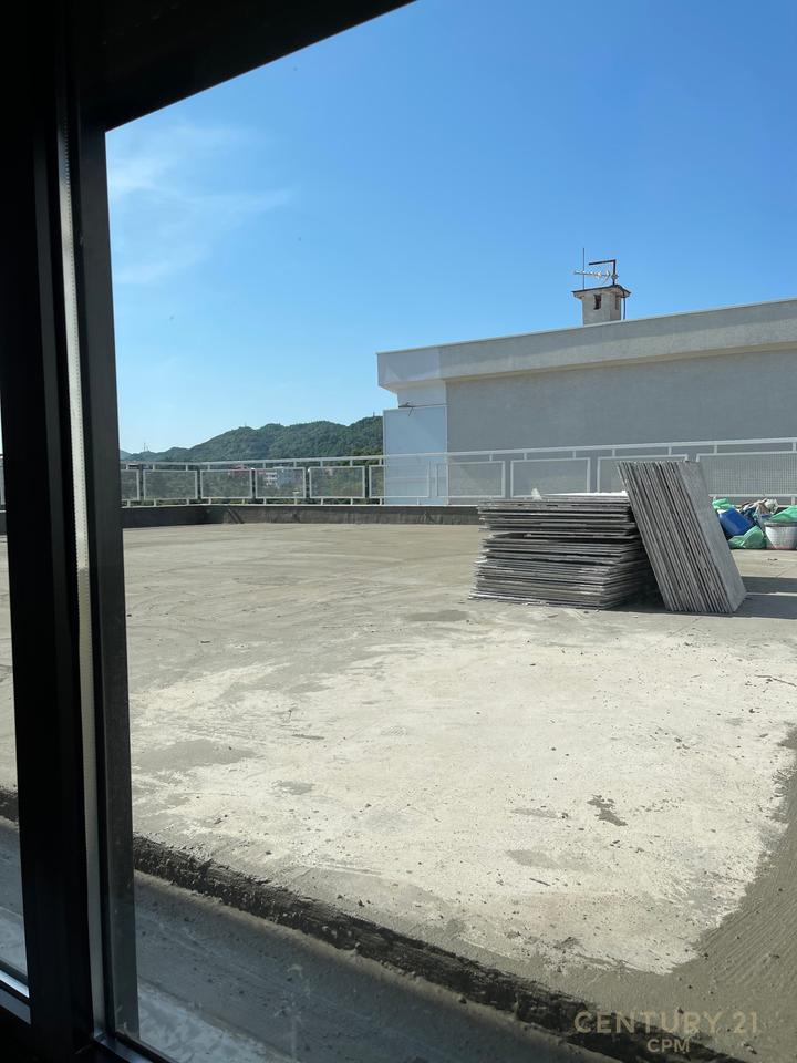 VILLA WITH POOL FOR SALE, KODRA E DIELLIT!