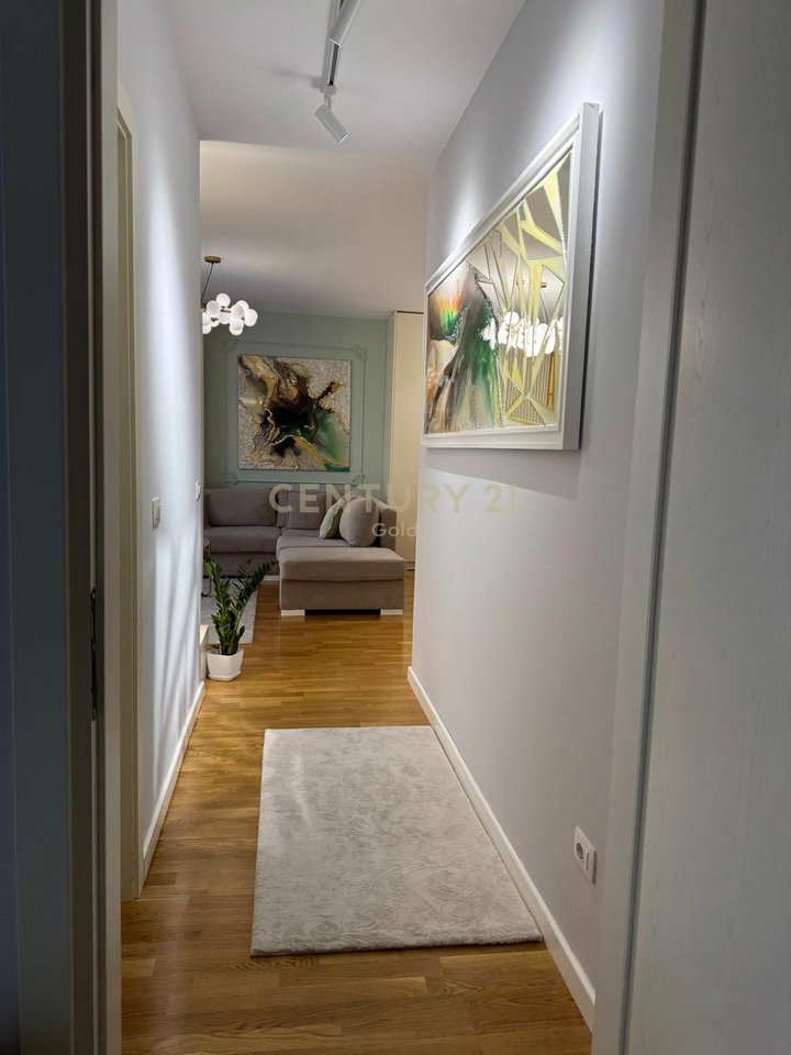 Luxury Apartment 1+1 + Parking Space For Rent near Skënderbej Square (Center), Barrikadave Street!