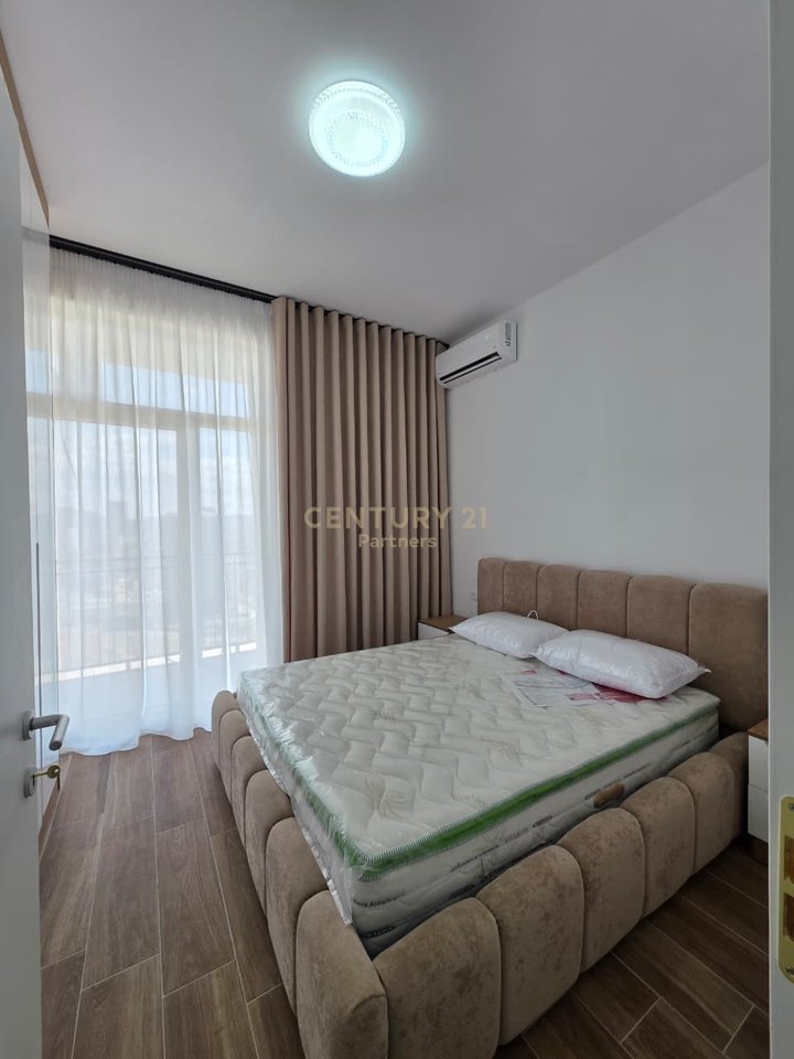 🏡 JAPIM ME QIRA APARTAMENT 1+1 &amp; POST PARKIMI TEK ALTURA TRADE CENTER
BULEVARDI I RI