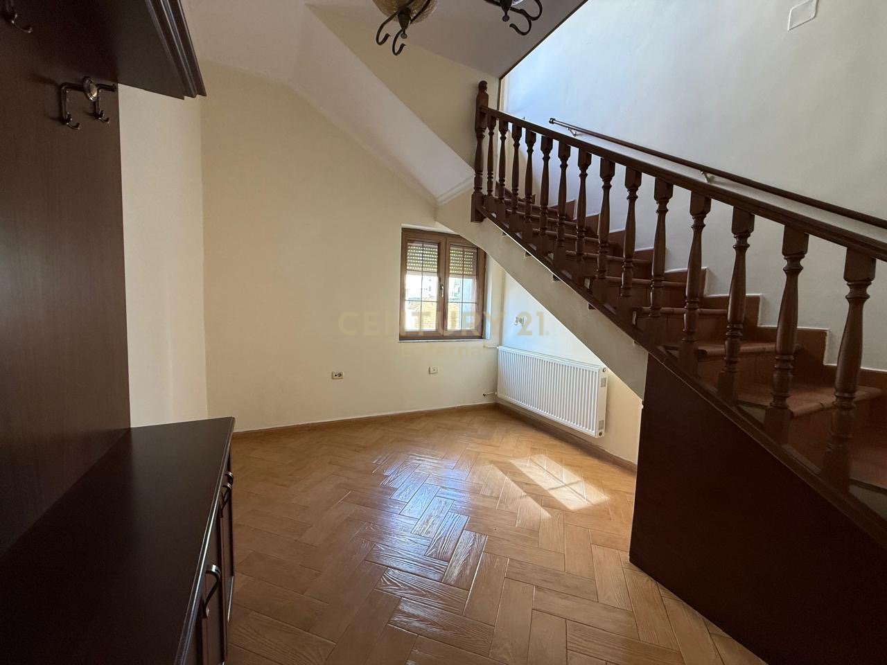 Duplex for rent in former Bllok