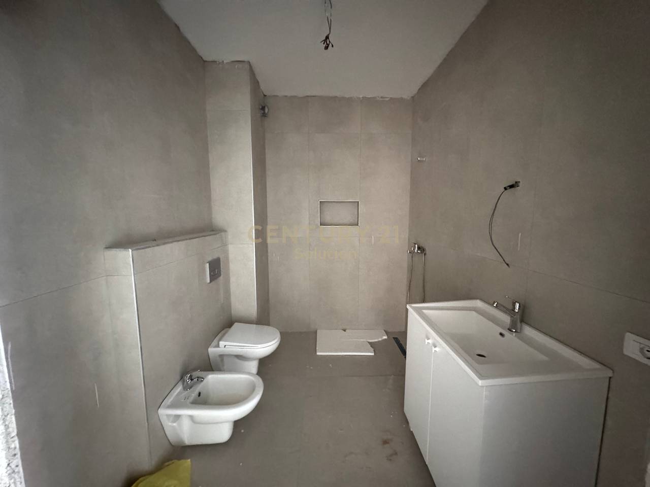 APARTMENT 2+1+2 TOILETS FOR SALE NEAR URBAN GATE COMPLEX