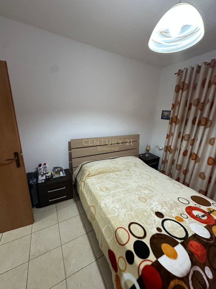 Kodra E Diellit - Rent 2+1 Modern Near the Municipality Overpass