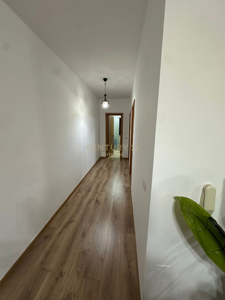 Kodra E Diellit - Rent 2+1 Modern Near the Municipality Overpass