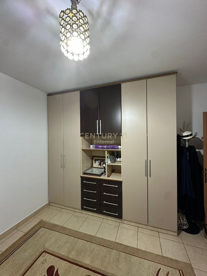 Kodra E Diellit - Rent 2+1 Modern Near the Municipality Overpass